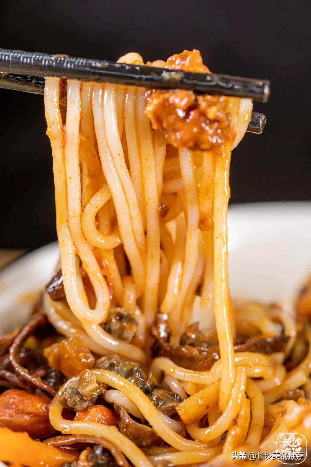 付完尾款之后,贫民窟女孩必看