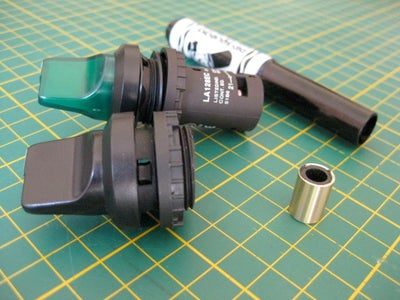 为书房DIY一台简易功放，机箱采用铝塑板自己制作，简约又好声