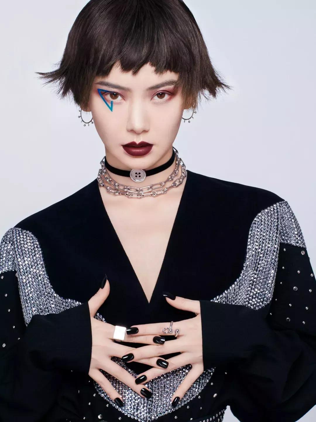 戚薇美妆博主,戚薇美妆推荐100种