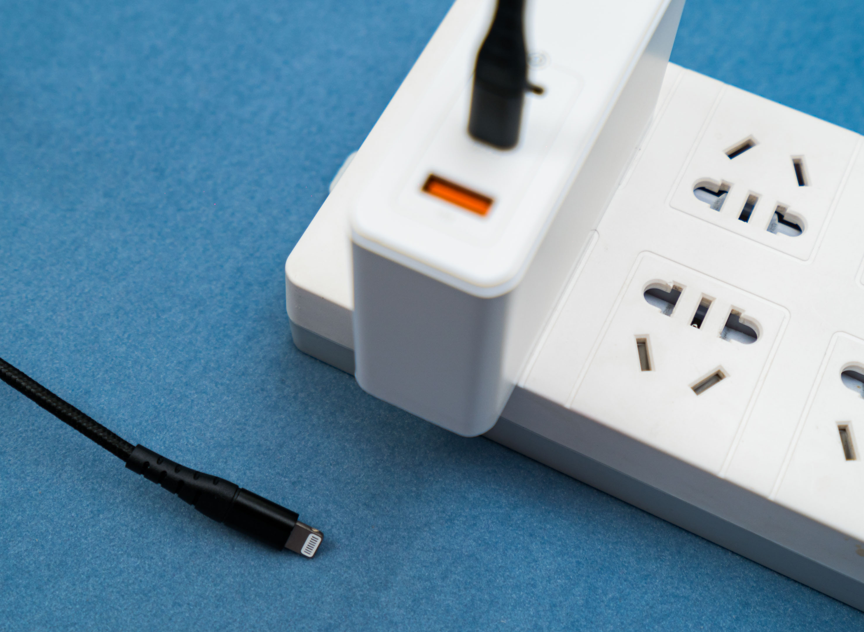 macbookpro16英寸使用教程,倍思氮化镓100w充苹果电脑