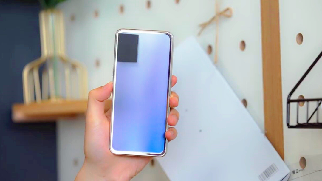 vivo发布新的感光技术,vivo光致变色1亿像素