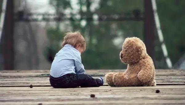 “爸爸，你趴在妈妈身上干啥呢？你的回答，改变孩子的一生