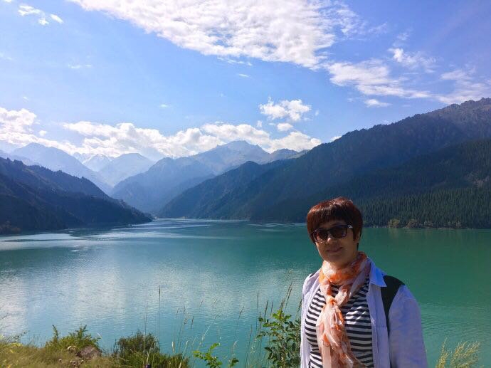 “*疆新**比任何地方安全”一文阅读者众,诸多回复让我流泪