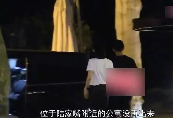 郑恺苗苗晒照庆祝结婚一周年,郑恺苗苗互相晒照庆祝结婚一周年