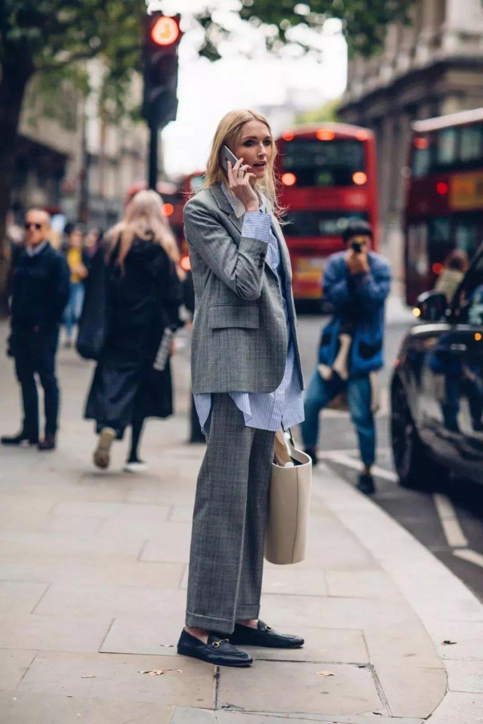 杨幂小白鞋穿搭新中式,杨幂同款流行板鞋搭配图