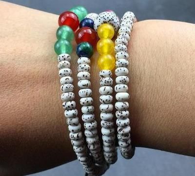 文玩什么饰品好看男生佩戴,适合男士佩戴的文玩有哪些