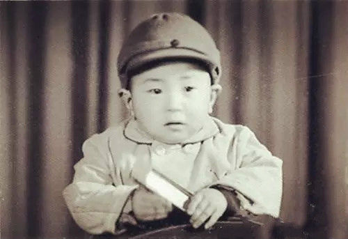 贾樟柯现实主义,贾樟柯三代人