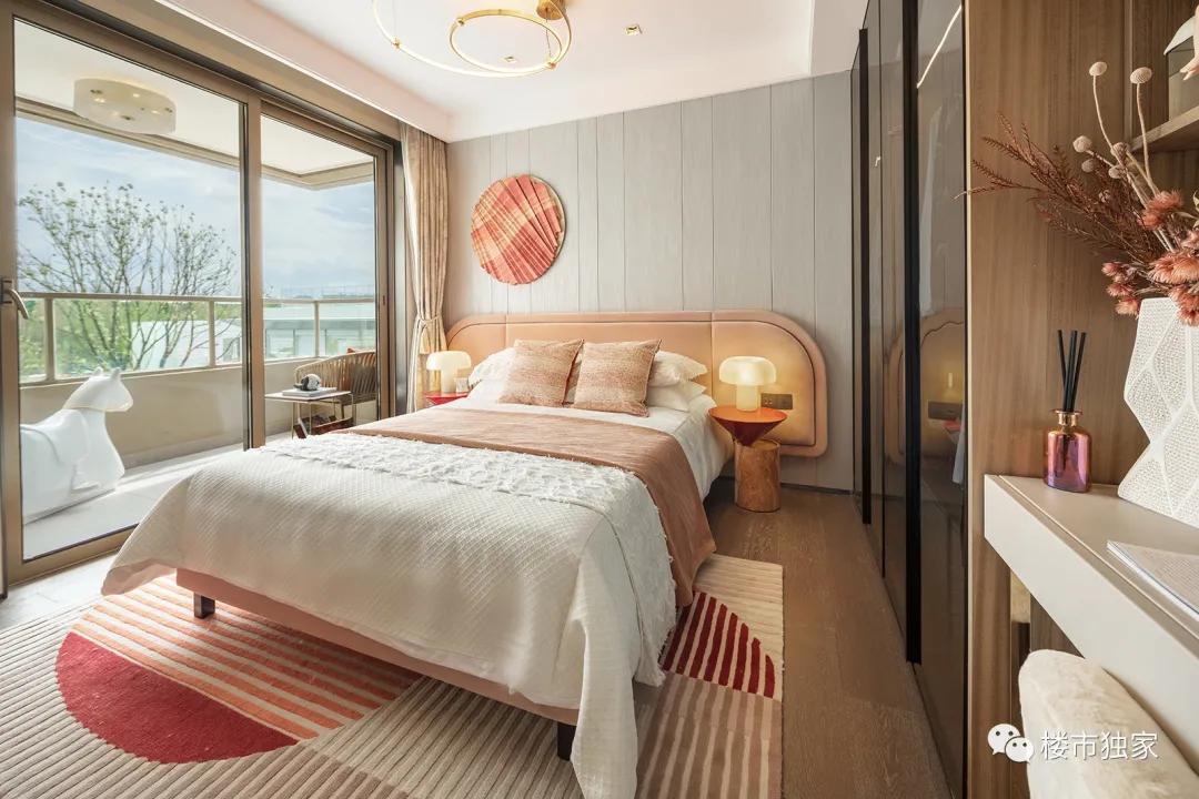 虹桥万科一线湖景房,万科145平叠墅