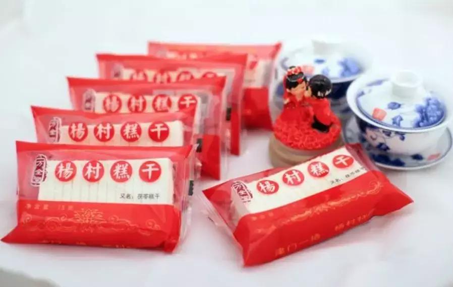 天津特色美食天津煎饼果子 (天津风味小吃三绝)