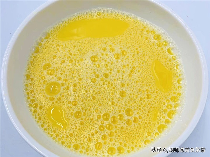 怎样能把鸡蛋蒸得又嫩又好吃,鸡蛋整个怎么蒸才能蒸出来很嫩