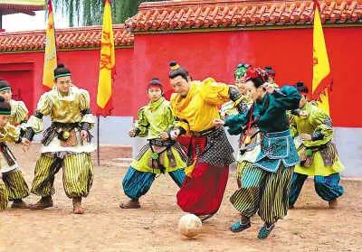 古代足球蹴鞠是用什么做的,古代足球蹴鞠起源于哪个朝代