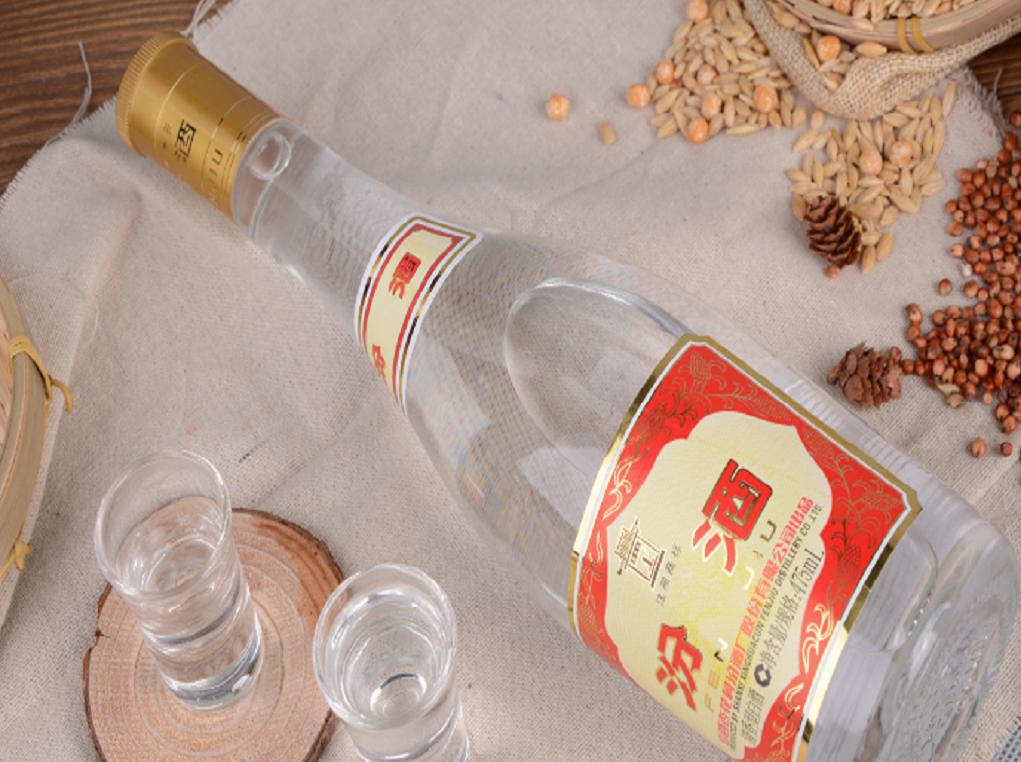 汾酒黄盖汾53度放多少年最好喝,号称夺命53的黄盖玻汾是纯粮酒吗