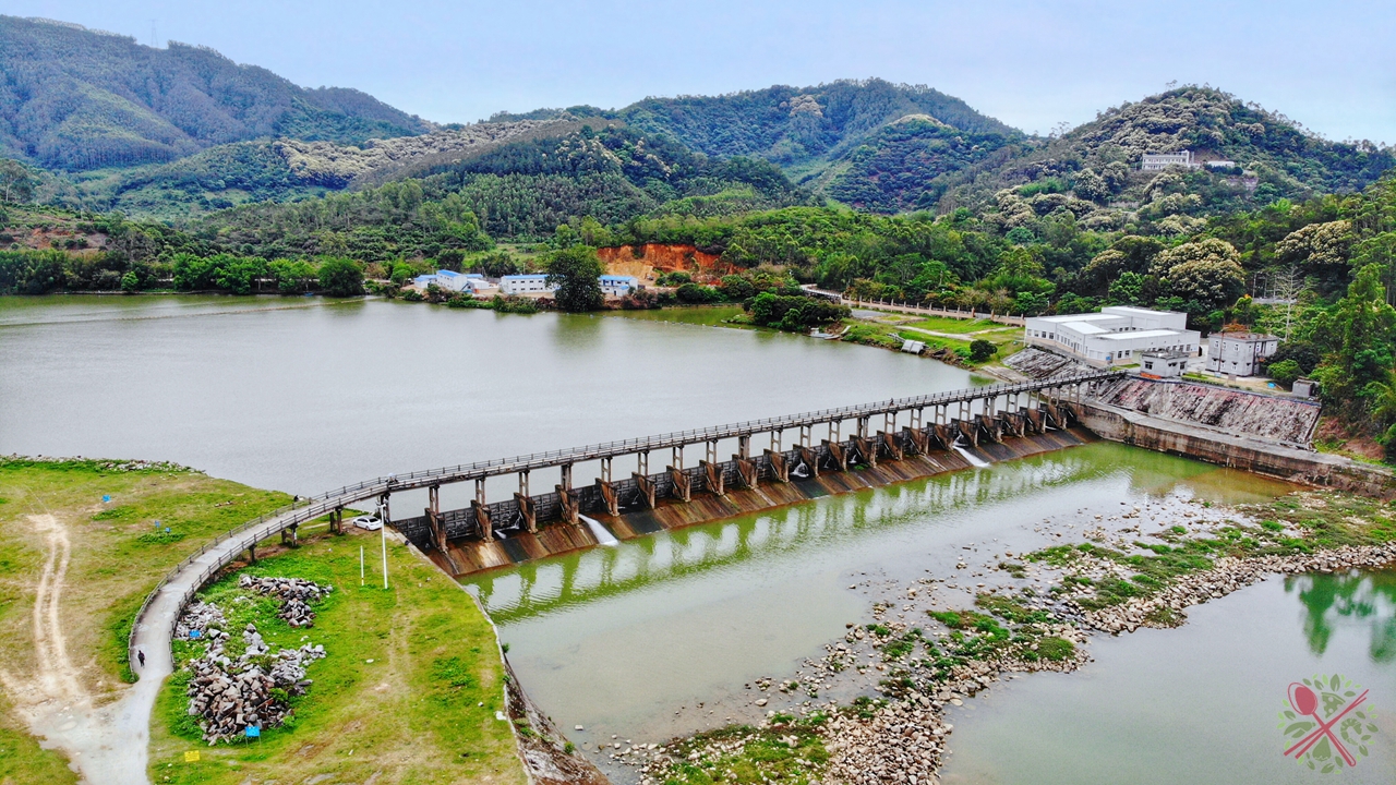 广州簕杜鹃瀑布,广州附近的高山瀑布
