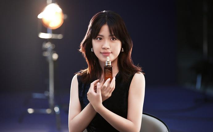 两个极端！杨倩再添大牌化妆品代言，全红婵拒绝一切商务安心训练