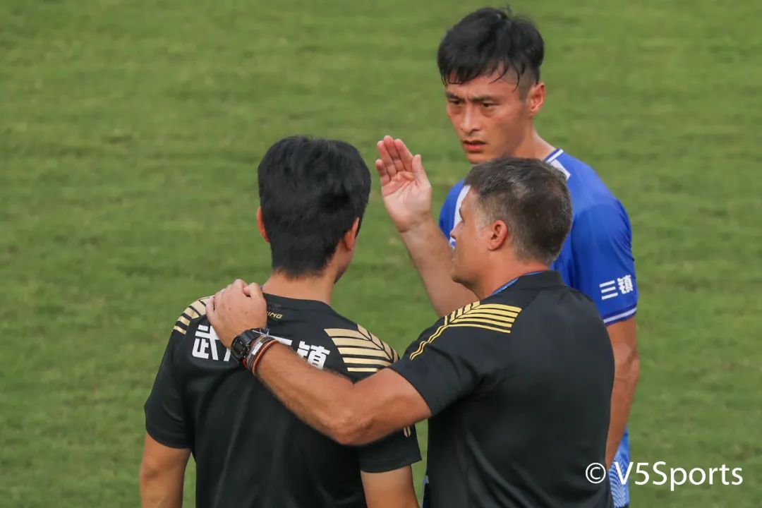 武汉三镇队冲超成功,武汉三镇提前冲超