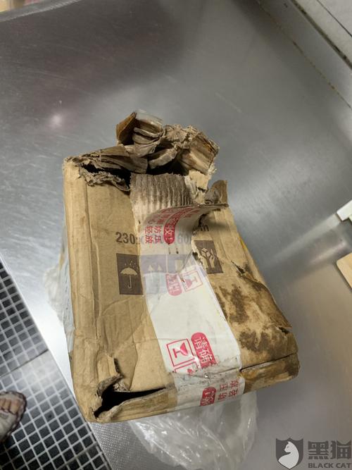 快递员故意破损件到底怎么处理,快递过程中破损快递员问怎么解决
