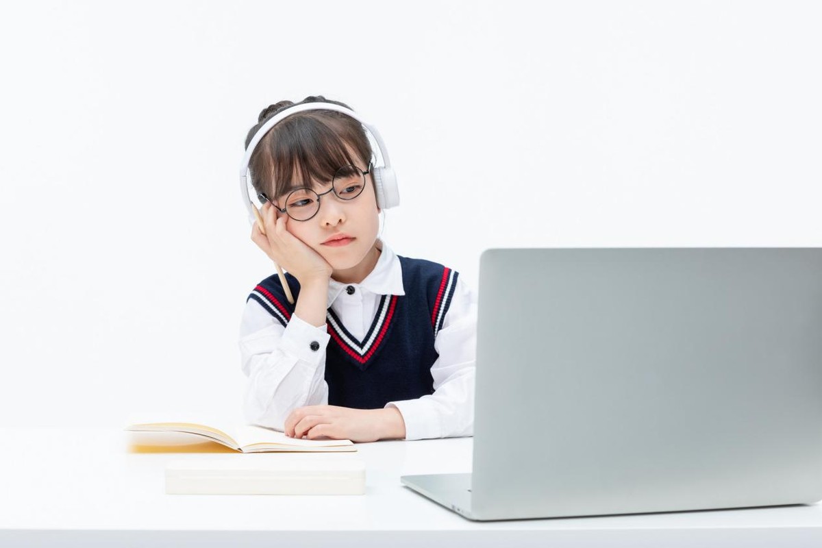 傲梦编程破产清算啥时退款,傲梦少儿编程课参加编程竞赛