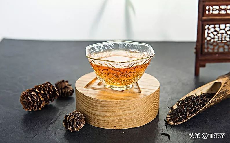 茶叶闻着不香喝着没味道什么原因,茶叶为什么炒得不香