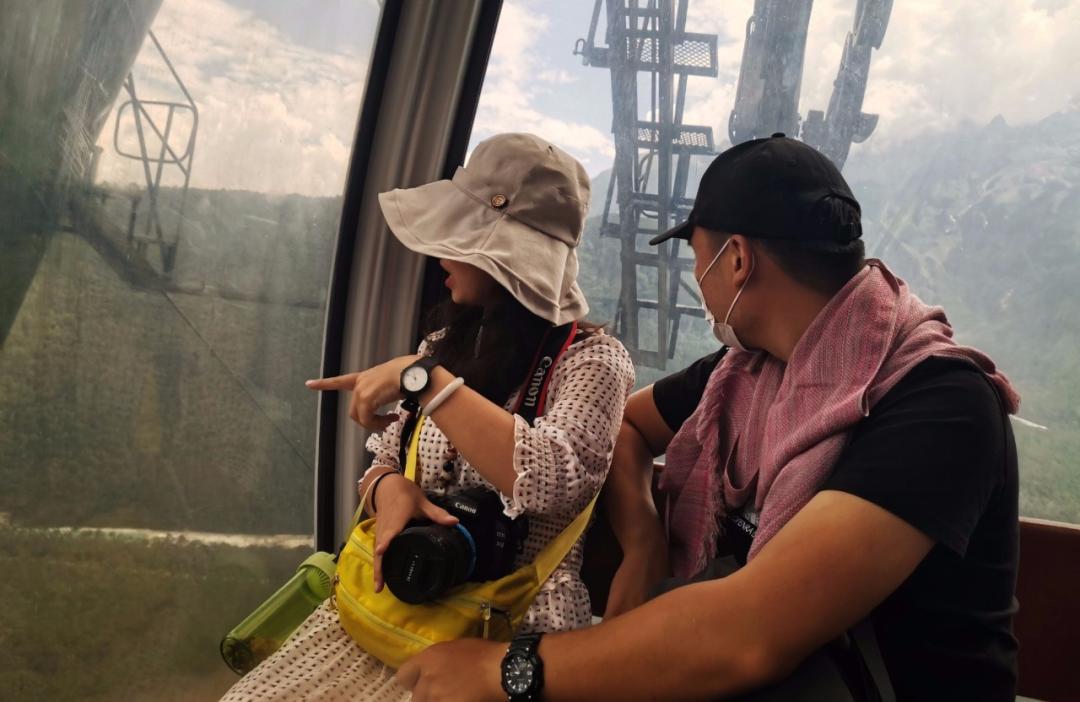 背上小猪去旅行（第一季）自驾穿越中国｜雪山的遗憾