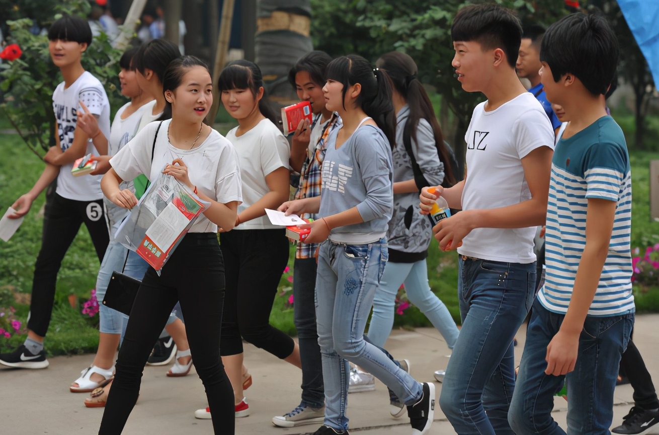 中考失利选择职高就没有前途吗,中考落榜读职高靠谱吗