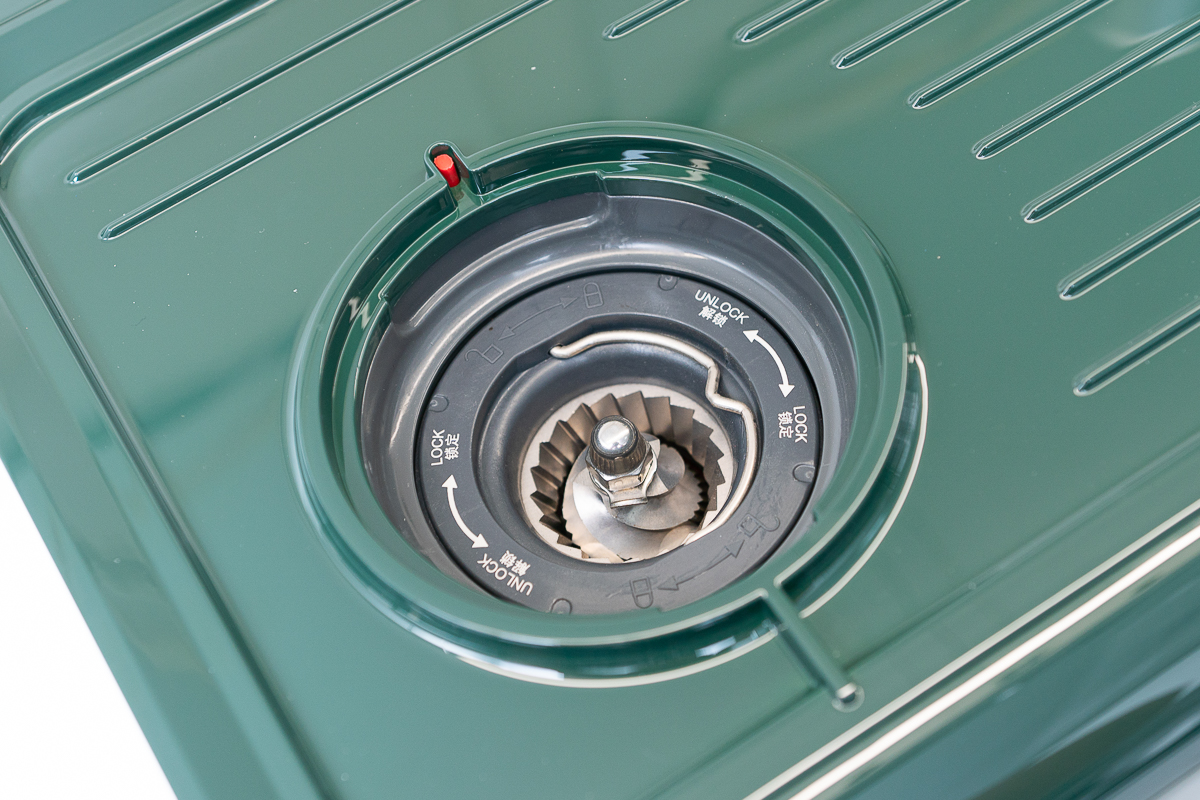 半自动意式咖啡胶囊咖啡机哪个好,胶囊咖啡机半自动和全自动的区别