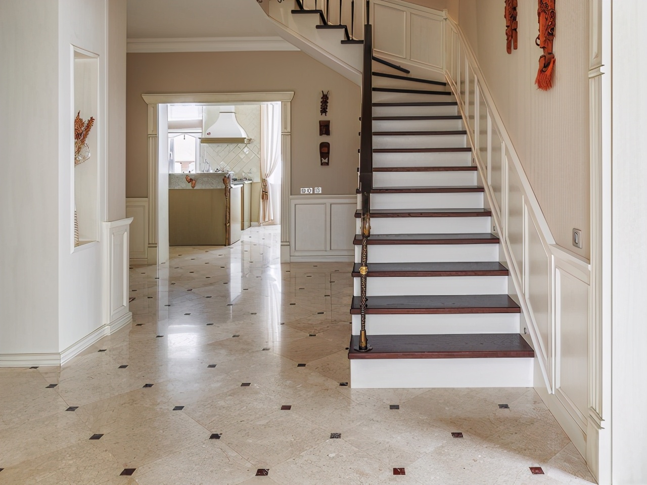 实木楼梯扶手保养方法,实木的楼梯扶手如何保养