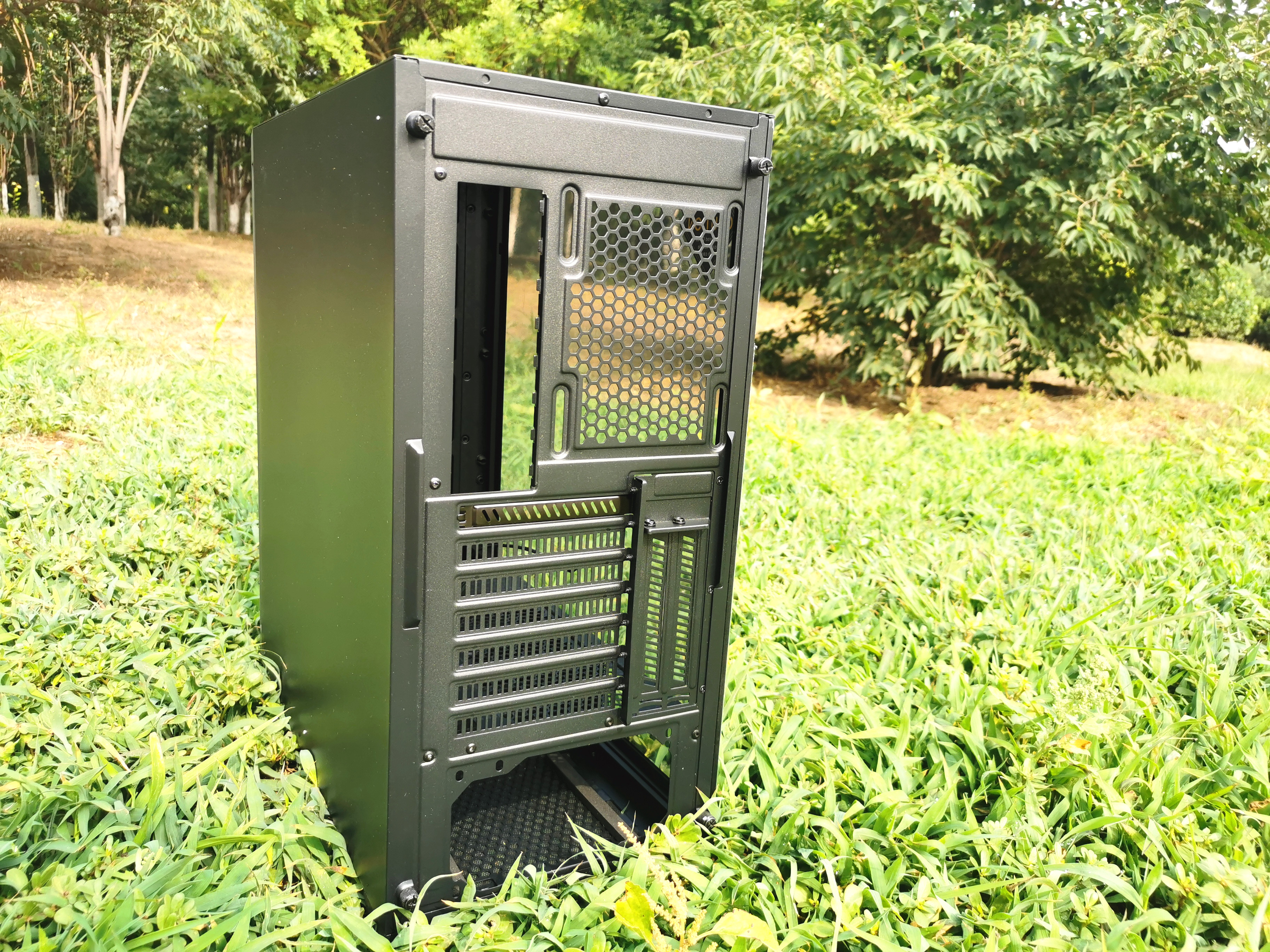 骨伽x70机箱,骨伽机箱x7