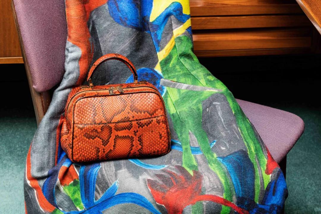 瀹嬪闇忓瓱缇庡矏鍚岀┛绱壊瑗胯,瀹嬪闇忓瓱缇庡矏绌挎惌