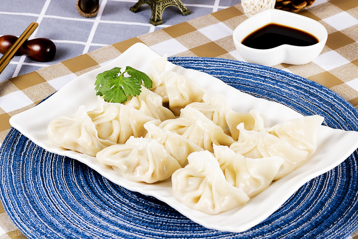 饺子冻成一坨了有什么办法去蒸,饺子冻成一坨怎么化解