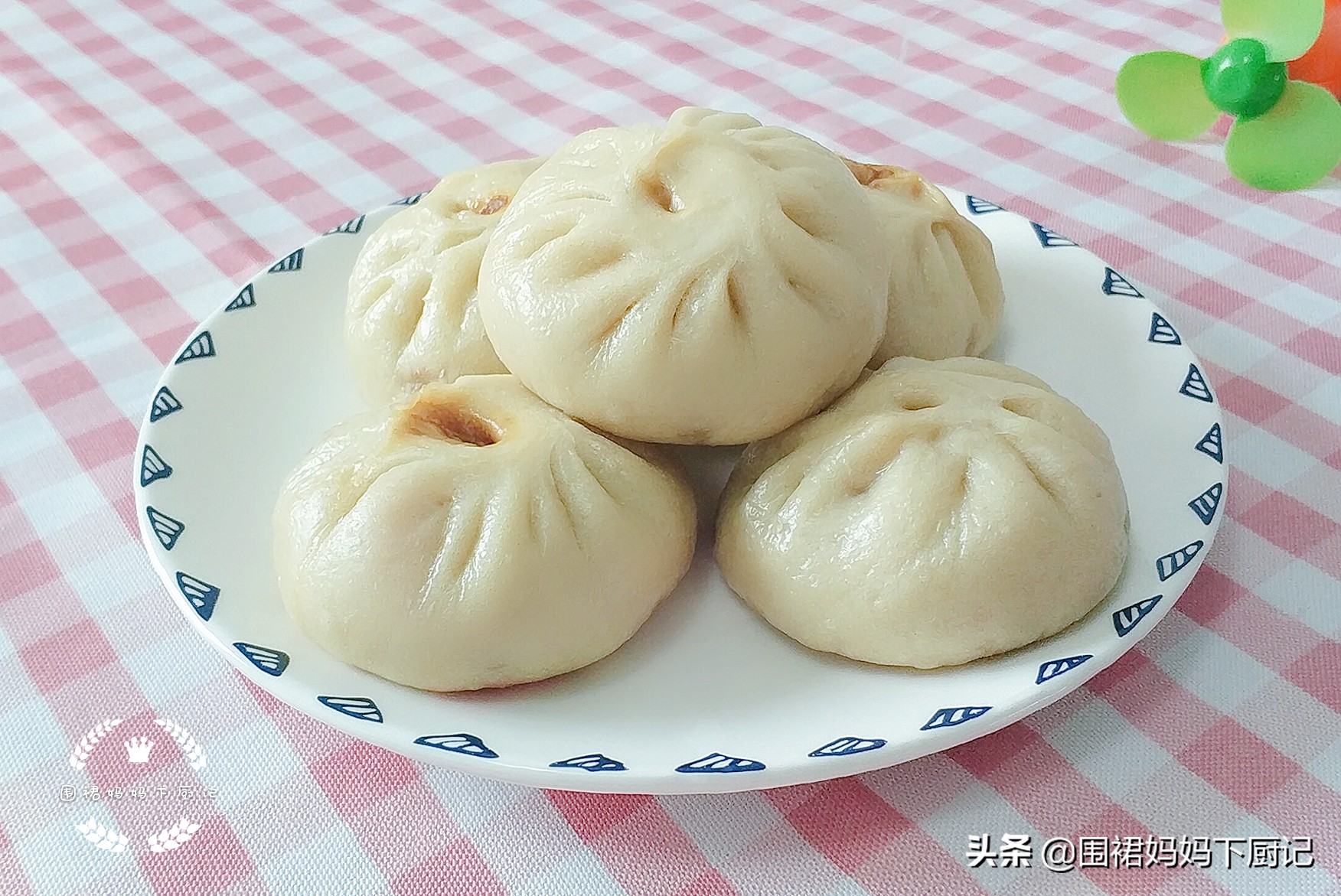 包子怎么蒸才能不被烫掉呢,蒸包子面烫熟了怎么补救