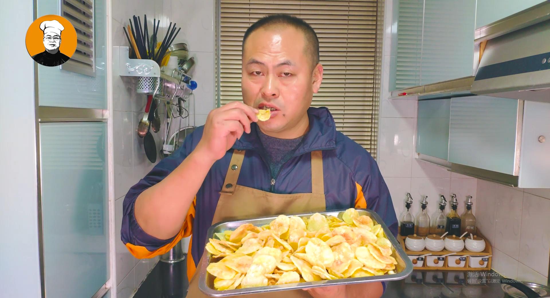 在家轻松制作薯片小孩子也可以做,制作薯片的方法又健康又好吃视频