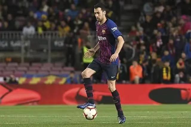 西甲全能中场加西亚,西甲十大中场排行