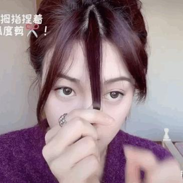 自己在家剪头发不用去理发店了,不能出去理发在家理发怎么理