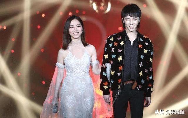 华晨宇张碧晨照片还原,张碧晨真的和华晨宇结婚了吗