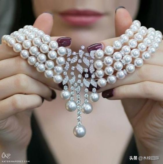 有哪些宝石首饰值得购买,首饰上的宝石值得买吗