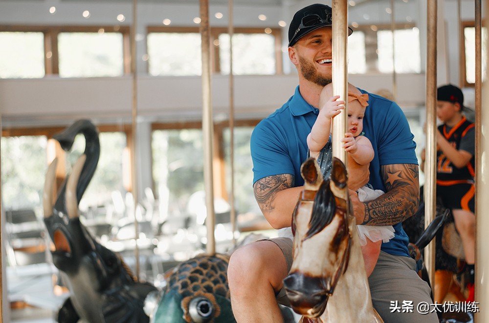 每天家长与孩子拥抱一分钟的感受,每个家长都要学会的五句话