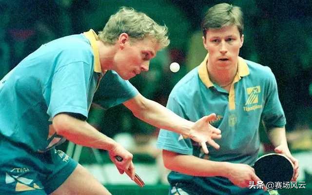 刘国梁骗球视频大全,瑞典乒乓球名将瞎打