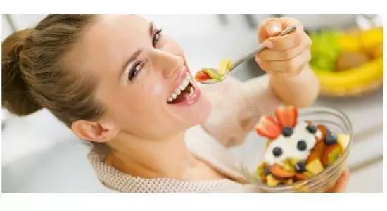 24小时高效燃脂作息时间表，颤抖吧脂肪君！