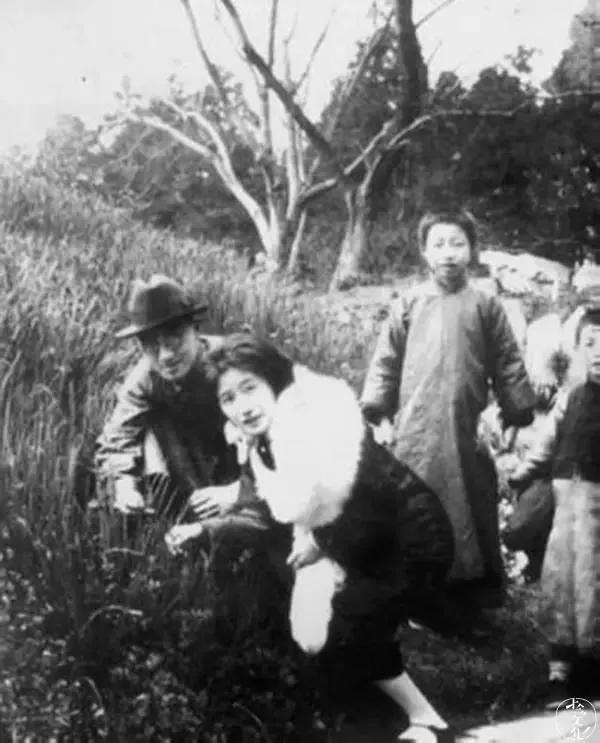 陆小曼跟徐志摩一起过了几年,陆小曼为徐志摩做了什么事情