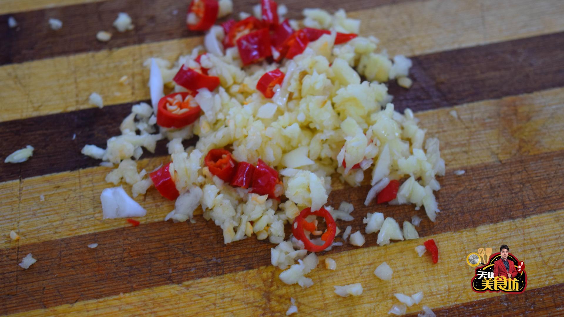 包菜下饭的家常做法,包菜的新吃法清脆爽口越吃越想吃