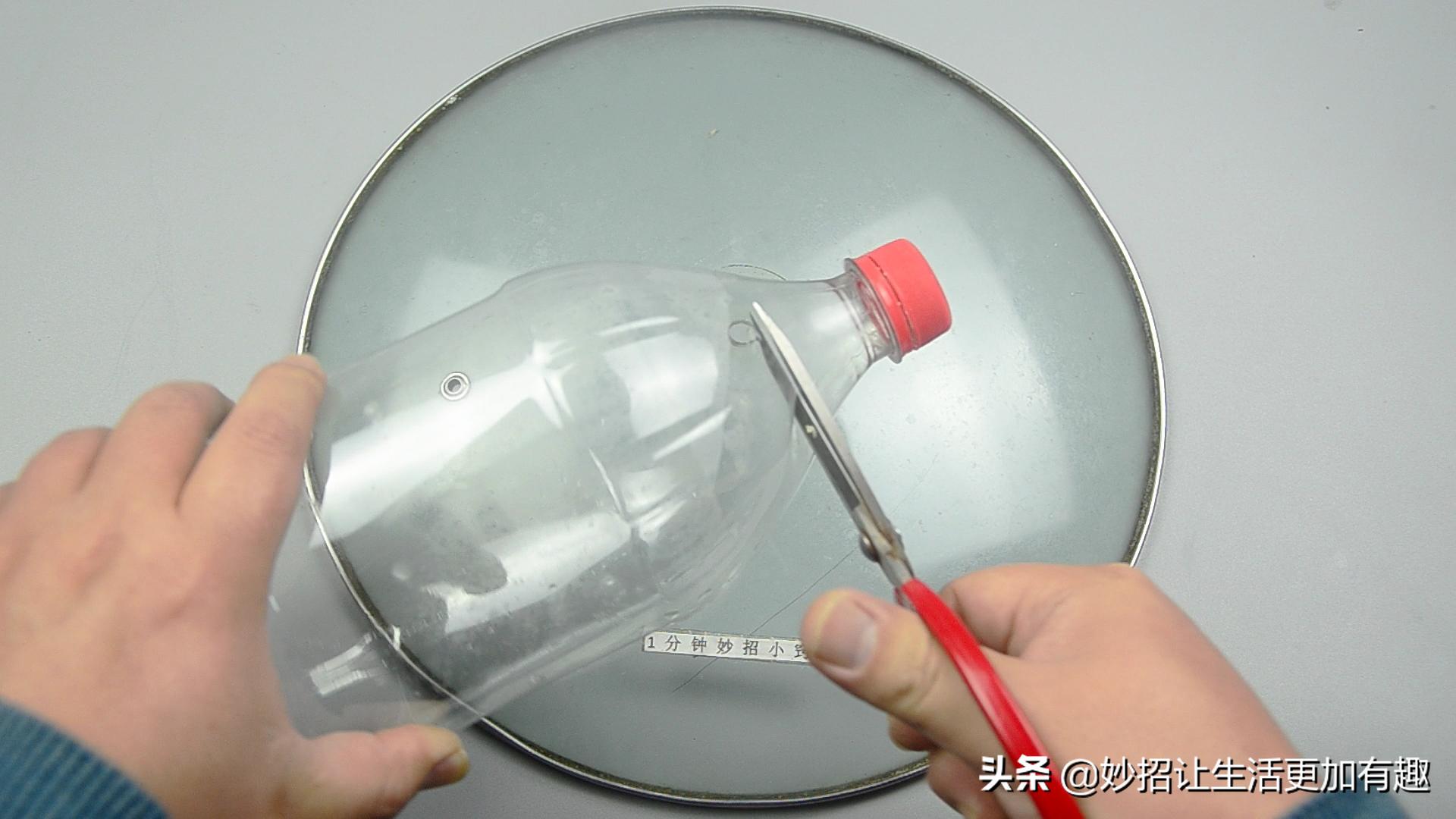 炒菜的锅的把手坏了怎么办,炒菜的时候锅盖扣住了怎么办