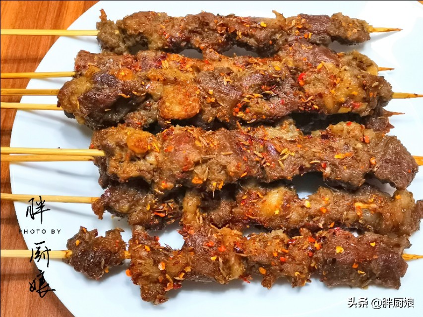 简单的烤牛肉串的做法,家常烤牛肉串教程