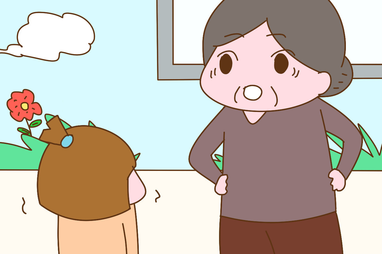 奶奶是真疼孙子还是假疼,看这四个方面就一清二楚,想瞒也瞒不住
