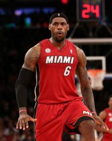 詹姆斯假摔奇才,詹姆斯假摔安德森