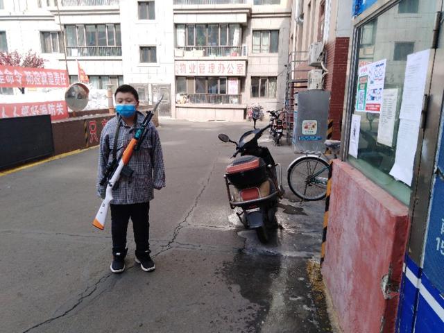 为民服务暖民心疫情防控,防控疫情不松懈为民服务再提升