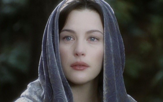 迪拜大王妃:深藏后宫42年,看着哈雅楼起楼塌,她有王储儿子护身