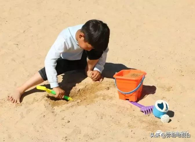 昆明弥勒人山人海,来弥勒玩人山人海