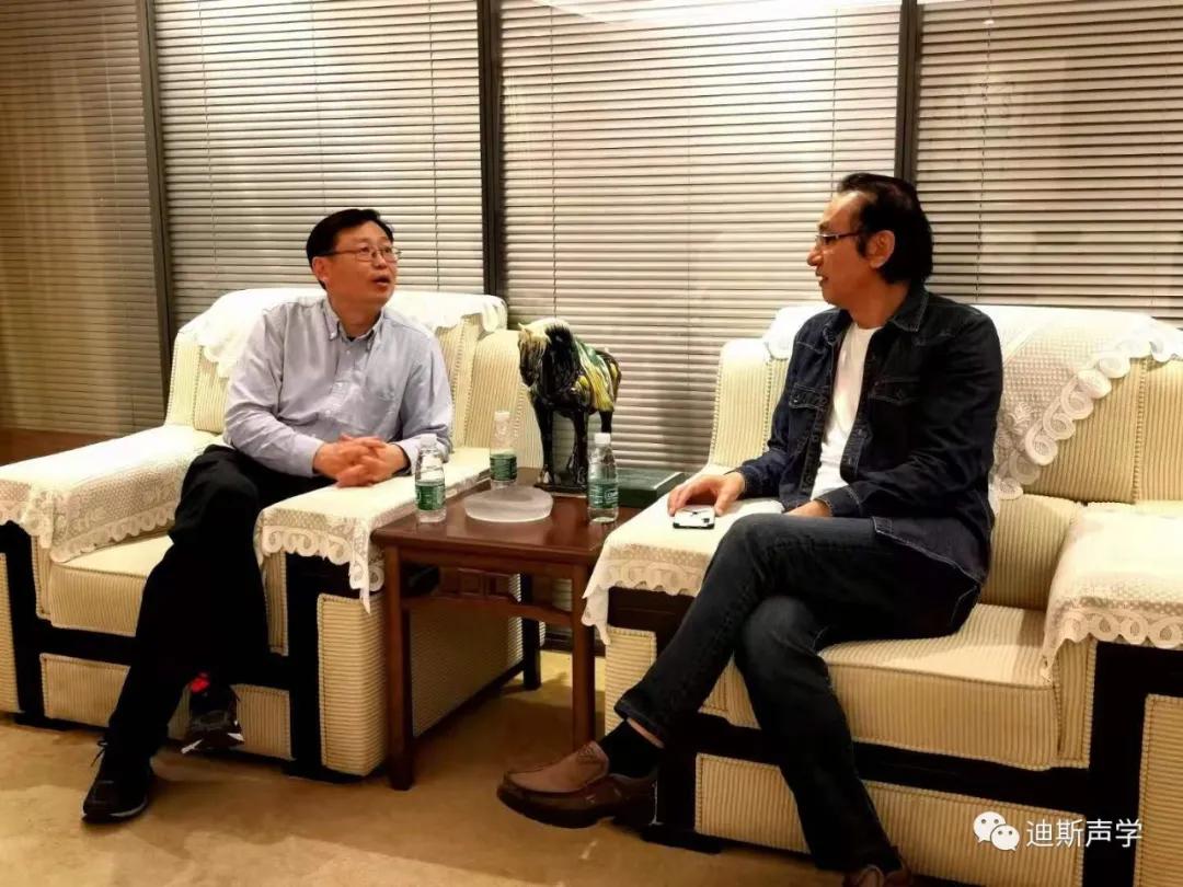 欢迎中科院专家的开场白,中国科学院声学研究所李晓东