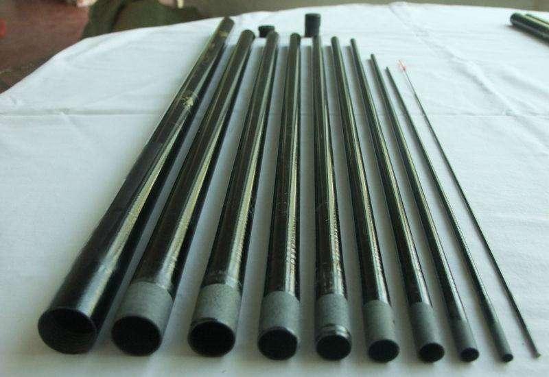 玻璃鱼竿和碳素竿哪个好,玻璃钢鱼竿和碳素鱼竿怎么选