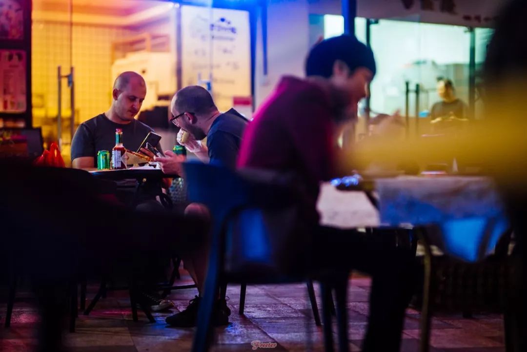 这是一家神奇Pizza小店，居然默默霸占着海口点评西餐榜TOP1